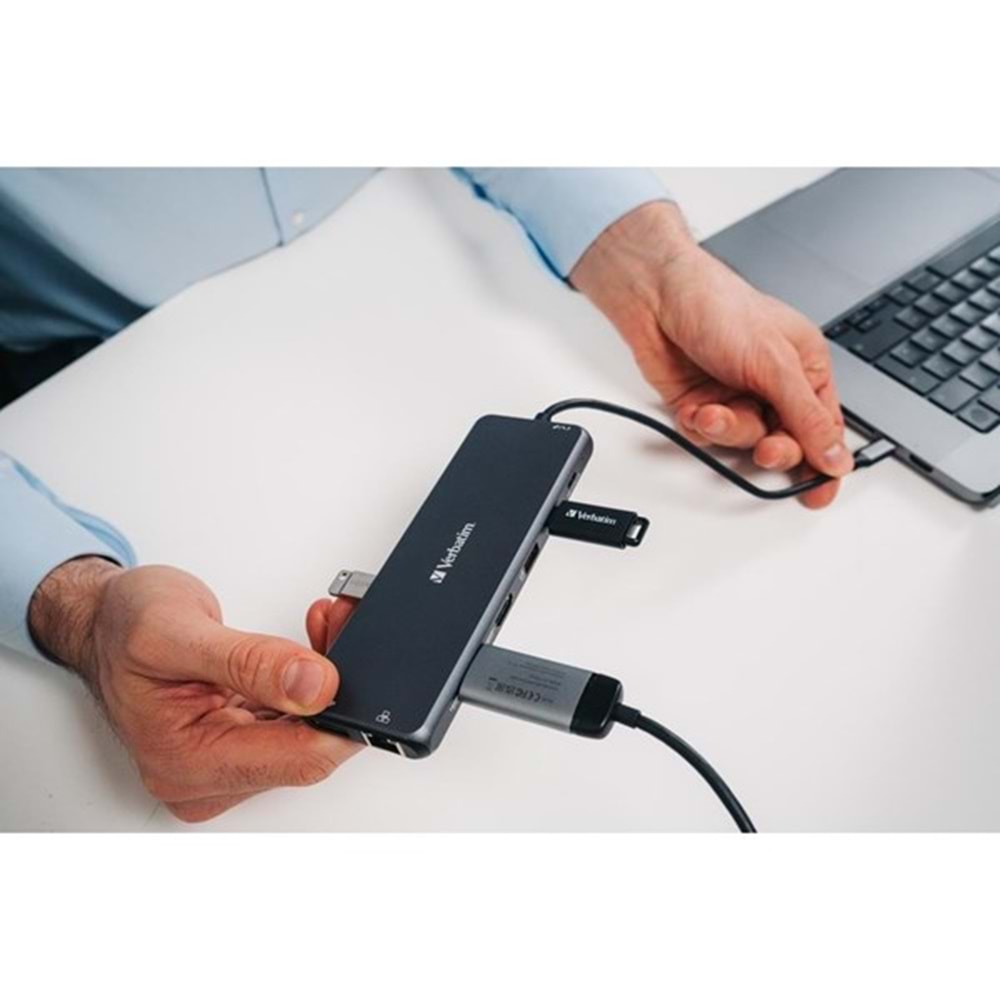 VERBATIM CMH-13 USB-C Pro Çok Bağlantı Noktalı Dock