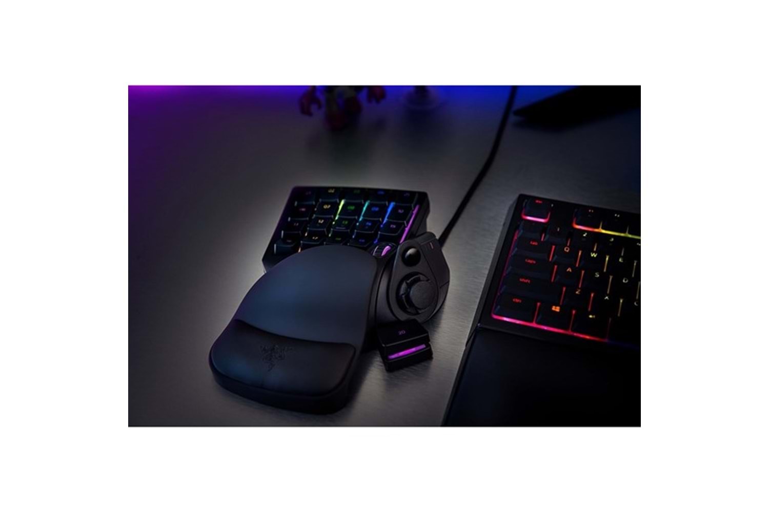 RAZER TARTARUS V2 RGB Siyah Oyun Konsolu RZ07-02270100-R3M1