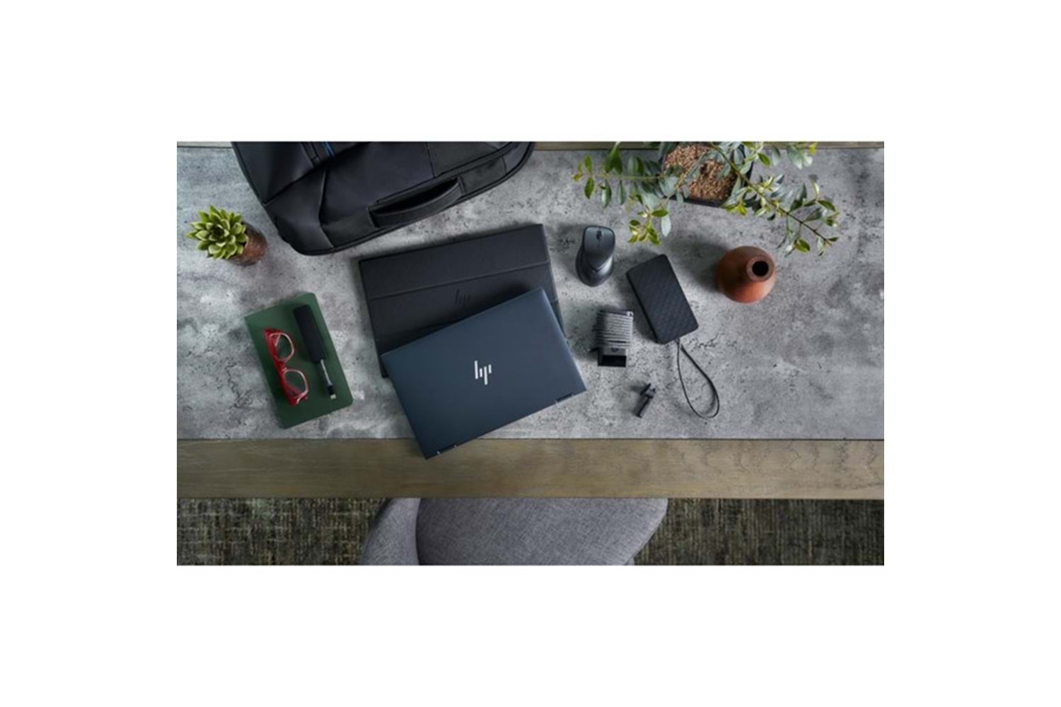 HP Envy 90W 5LX63AA Docking Station
