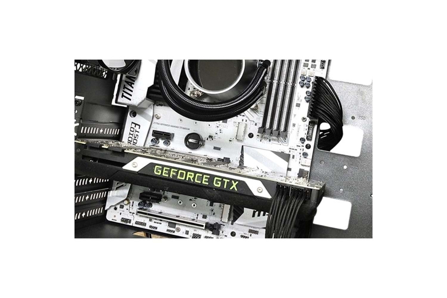 DEEPCOOL EC300-CPU8P-BK Standart Atx Ps2 Güç Kaynağı Uzatma Kablosu Yüksek Kaliteli 18Awg Fiber 300Mm