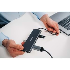 VERBATIM CMH-13 USB-C Pro Çok Bağlantı Noktalı Dock