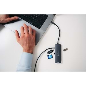 VERBATIM CMH-08 USB-C Pro Çok Bağlantı Noktalı Dock
