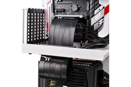 Thermaltake AC-045-CN1OTN-C1 PCI-e 3.0 X16 300mm Riser Kablo