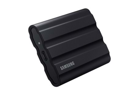 SAMSUNG 1TB T7 SHIELD MU-PE1T0S/WW USB 3.2 HARİCİ SSD DİSK SİYAH