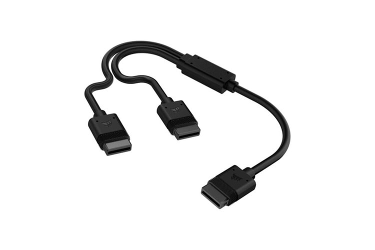 CORSAIR CL-9011124-Ww iCUE LINK Kablosu, Düz konektörlü 1x 600 mm Y Kablosu, Siyah