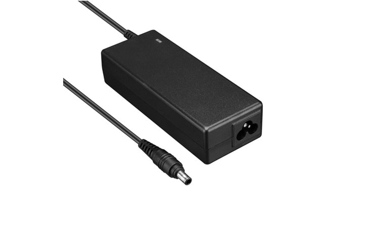S-link SL-NBA90 90W 19V 4.74A 5.5*3.0 Samsung Notebook Standart Adaptör