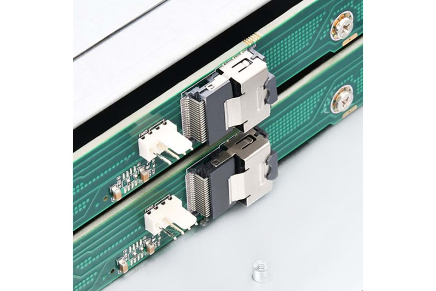 SilverStone RM23-502 5x3.5