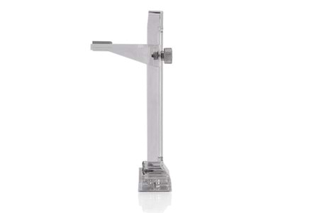 THERMALTAKE Universal Ekran kartı Tutacağı (VGA Holder) AC-068-OOONAN-A1